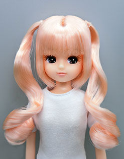 新製品発売のお知らせ: リカちゃんキャッスルのちいさなおみせ